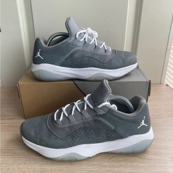 Nike Air Jordan 11 CMFT Low Cool Grey Men- Size 8